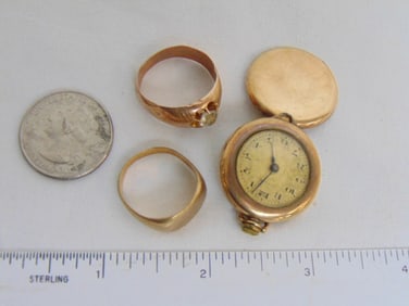 Gold lot of jewelry (2) 10kt rings & (1) 10kt vintage watch face signet ring hallmark 10k, 4.45