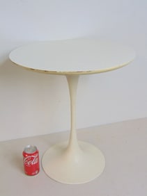 Small Knoll side table, top is 17 6/8", some loss of paint on edge