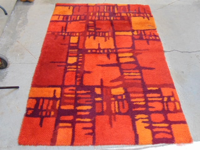 Mid Century Rya wool rag rug in red, some worn spots, 78" by 53": Mid Century Rya wool rag rug in red, some worn spots, 78" by 53"