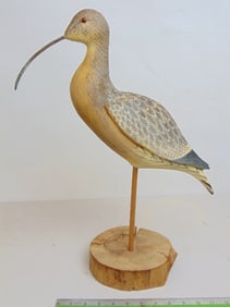Carved shorebird by Thomas Langan, Roslyn Harbor, 19.75" tall