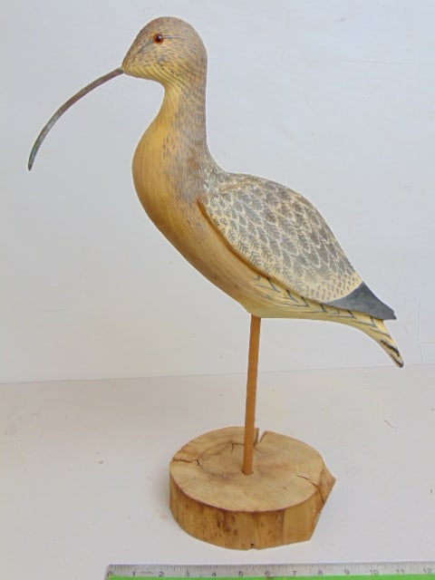 Carved shorebird by Thomas Langan, Roslyn Harbor, 19.75" tall (1 of 4)