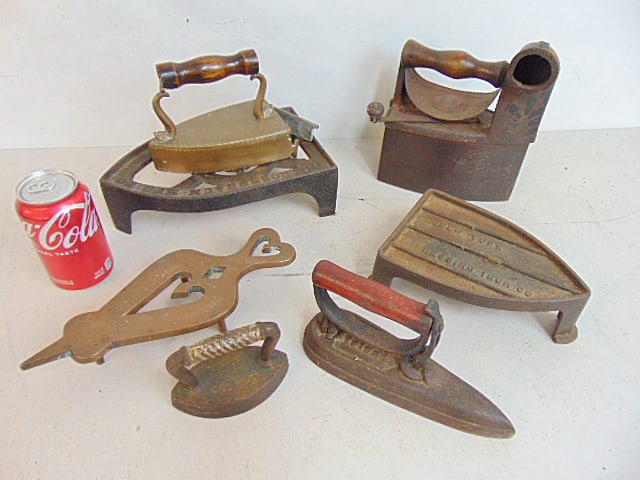 Lot early brass & iron irons, 4 irons plus 3 stands (1 of 5)