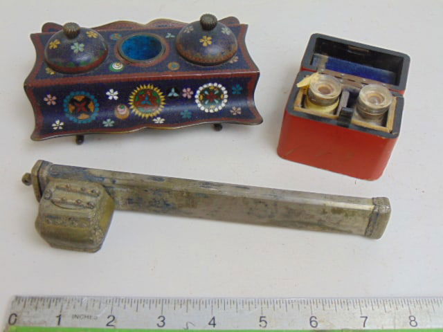 Chinese lot, cloisonne inkwell / pen tray, opium pipe & small bowl with two glass spice bottles, (1 of 5)