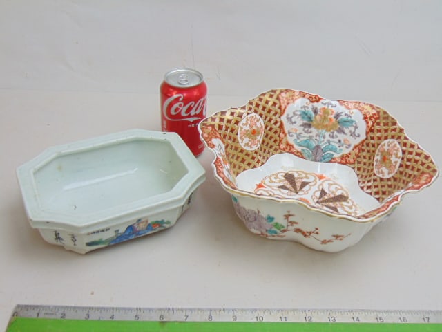 2 Chinese porcelain bowls, floral decorated, one might have taken a lid, 11.5" by 10", 4" tall,: 2 Chinese porcelain bowls, floral decorated, one might have taken a lid, 11.5" by 10", 4" tall, smaller bowl is 8.25" by 6.25", height is 2 7/8"