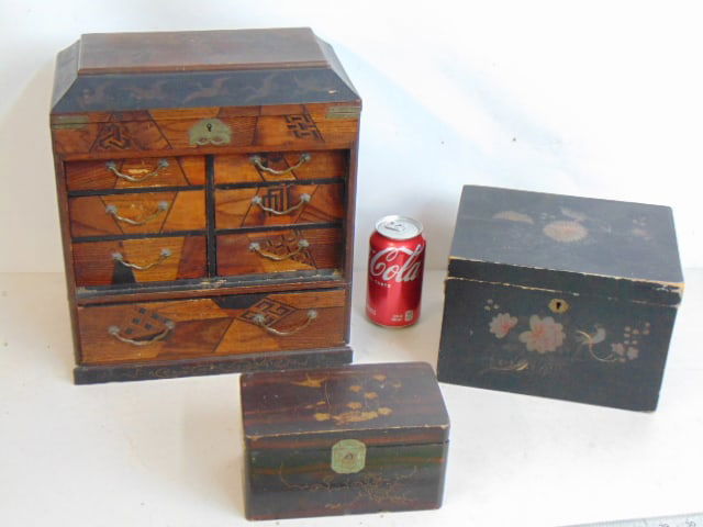 3 Japanese lacquered boxes, jewelry box, missing front & 2 boxes, large box is 13.25" tall, 12" (1 of 5)