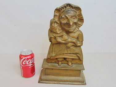 Punch & Judy cast iron doorstop, height is 13.25", 8.25" wide