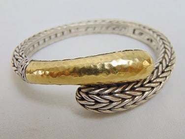 Jewelry. John Hardy bracelet, 1/3 18kt yellow gold hand hammered with sterling braided, 1.20 troy