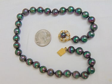 Jewelry. Vintage Majorica Tahitian faux pearl necklace, 9mm each "pearl" sgd. on clasp, total length