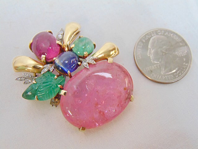 Jewelry. Vintage SEAMAN SCHEPPS precious gemstone brooch, 14kt gold pin w. pink tourmaline, carved (1 of 10)