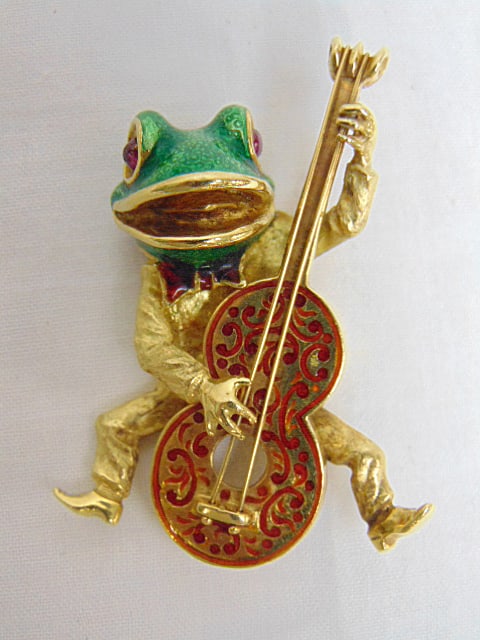 Jewelry. Signed Cooper 18kt yellow gold enamel Frog brooch/pin, 38.10 grams (1 of 9)