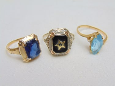 Jewelry. 3 10kt gold rings w/ various stones, total grams 6.85, all hallmarked 10k