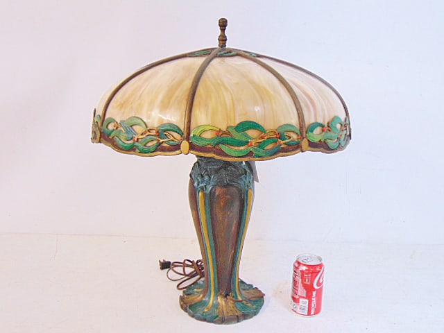 Arts & crafts table lamp with slag glass panel shade, glass in good condition, base is paint: Arts & crafts table lamp with slag glass panel shade, glass in good condition, base is paint decorated, height is 23", shade diameter is 20"