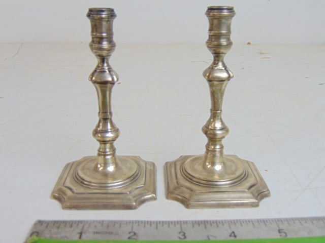 Pair petite silver candle holders by Peter Guille, 6.5 troy, signed, height is 4 3/8": Pair petite silver candle holders by Peter Guille, 6.5 troy, signed, height is 4 3/8"