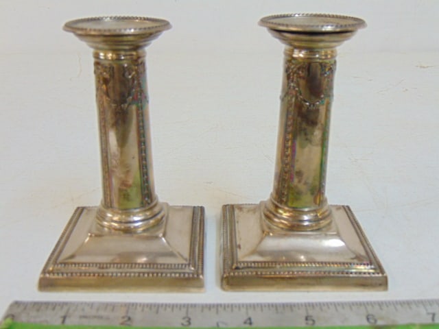 Pair silver candlesticks, "Silversmiths & Silversmiths Company", height is 4.5": Pair silver candlesticks, "Silversmiths & Silversmiths Company", height is 4.5"