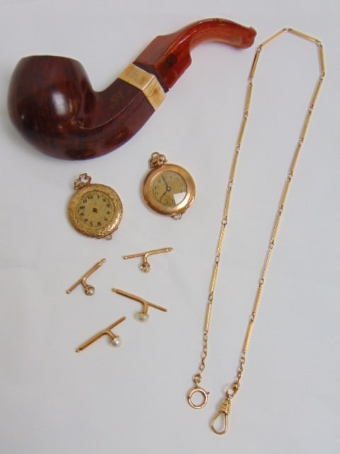 Jewelry. GOLD LOT to include 14kt & 10kt pieces.: MISC. GOLD lot to include 14k watch chain 8.40 grams hallmark 14k; pipe w/ 14k; two small 10k ladies watch tested both for 10kt gold total weight for both 22.50 grams total, 11 grams; two pairs cuffli