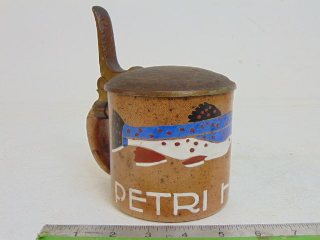 Lidded mug, Ludwig Hohlwein, Reinhold Merkelbach, "Petri Heil", Make a Good Catch, good condition,: Lidded mug, Ludwig Hohlwein, Reinhold Merkelbach, "Petri Heil", Make a Good Catch, good condition, 6.75" tall (includes lid tab, diameter is 4 1/8"