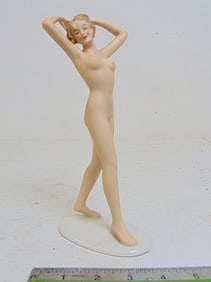 Porcelain figure nude figure, Wallendorf Porcelain mark, good condition, height is 8.75"
