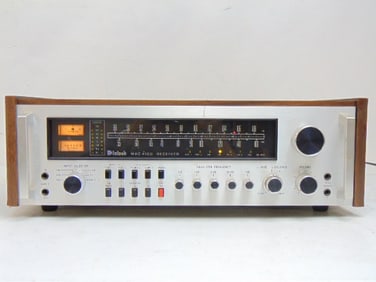 Vintage McIntosh Mac 4100 stereo receiver, serial BY4804, light up, not tested with speakers.