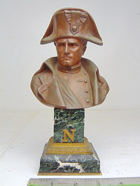 Bronze bust Napoleon Bonaparte Emile Pinedo, on green marble pedestal base with bronze trim, height: Bronze bust Napoleon Bonaparte Emile Pinedo, on green marble pedestal base with bronze trim, height is 8 7/8"
