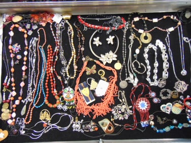 Large Collection of Jewelry, sterling silver & costume to include Danecraft sterling leaf necklace;