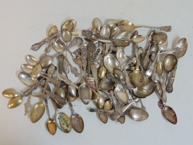 Lot of silver spoons, including many souvenir spoons, some enameled, 32 troy. (1 of 4)