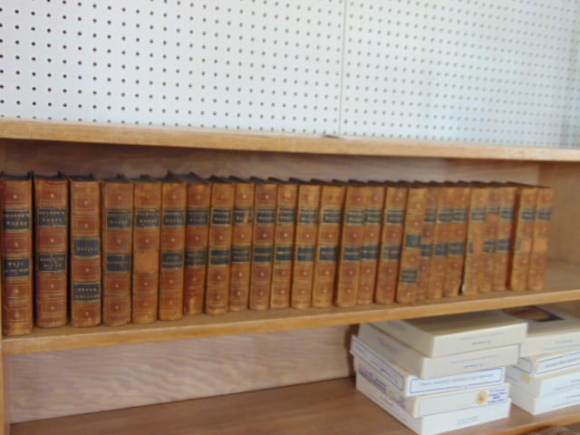 Set books, J. Fenimore Cooper, 25 volumes, leather bound, New York 1861 (1 of 4)