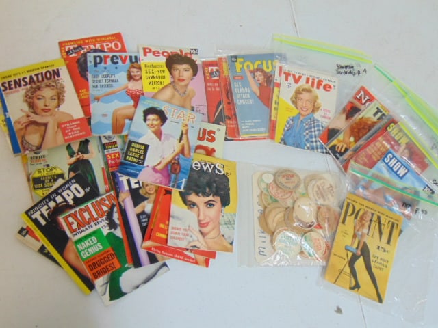 Paper lot, lot miniature magazines including Tempo, Reward, Dare, Point, Show & others; plus lot of (1 of 6)