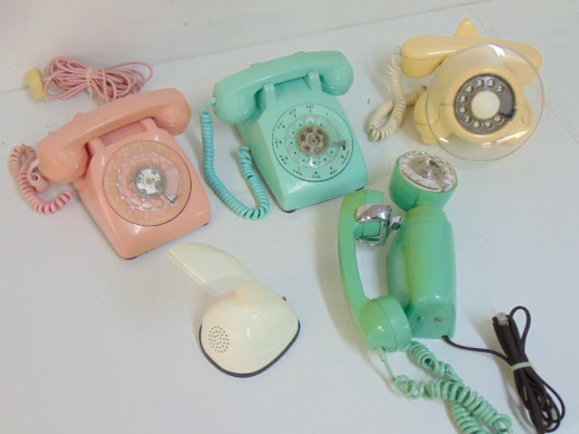 5 vintage design phones, pink & light green phone, Ericofon with dial in base (cord cut), Alexander: 5 vintage design phones, pink & light green phone, Ericofon with dial in base (cord cut), Alexander Graham Plane rotary dial airplane form phone & green rotary dial wall phone