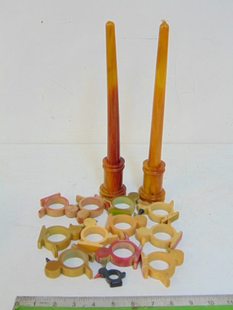 Catalin Bakelite lot, napkin rings, faux candles with holders. (1 of 3)