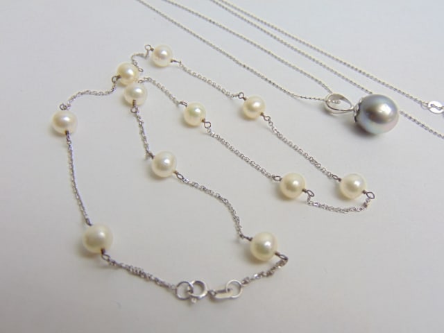 Jewelry. (2) Gold & Pearl necklaces, 11 single pearls set in 14kt white gold chain, 4.60 grams & (1 of 4)