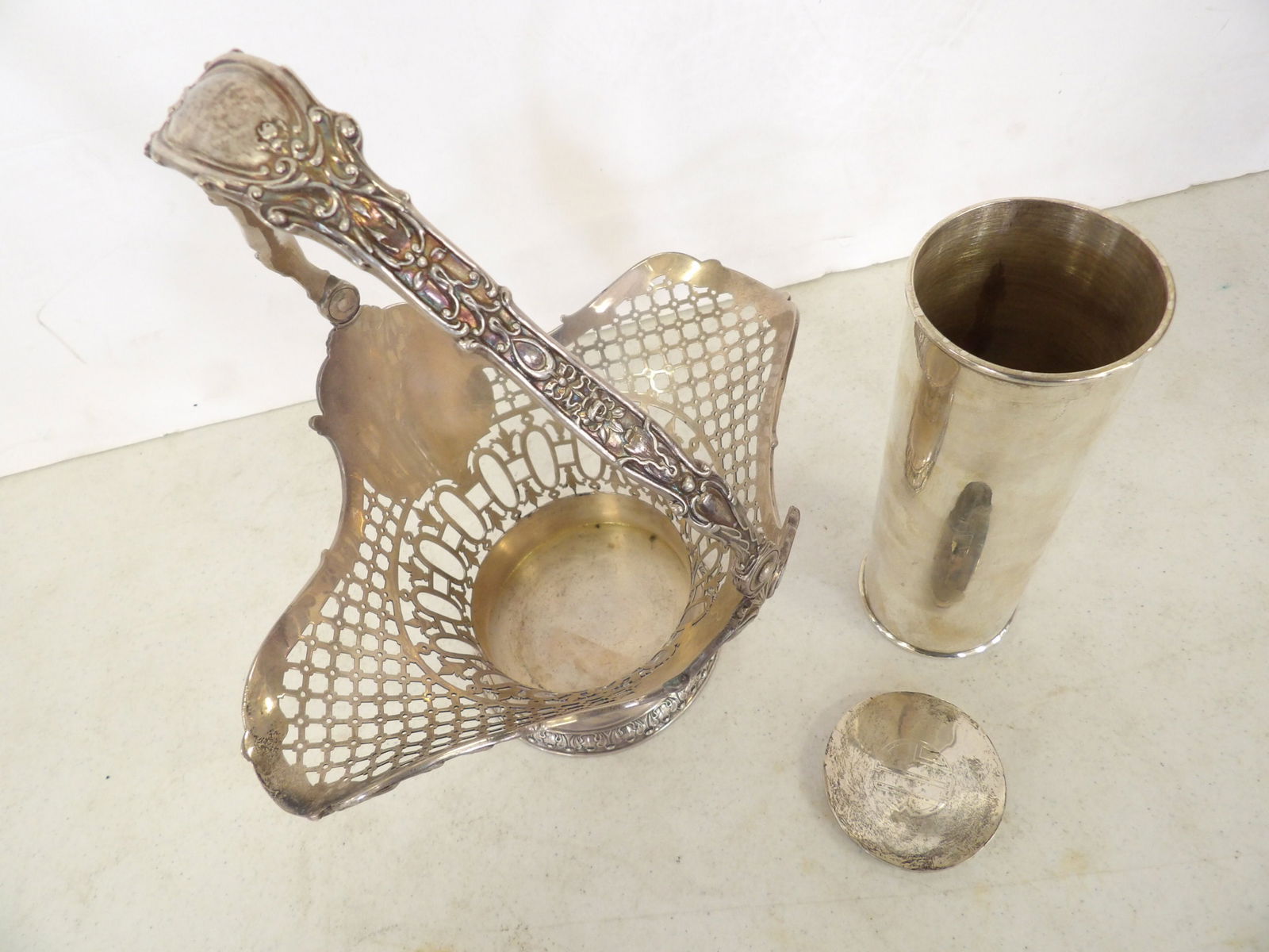 Sterling silver basket bowl & cocktail shaker, basket has handle, shaker engraved with initials etr, - 4