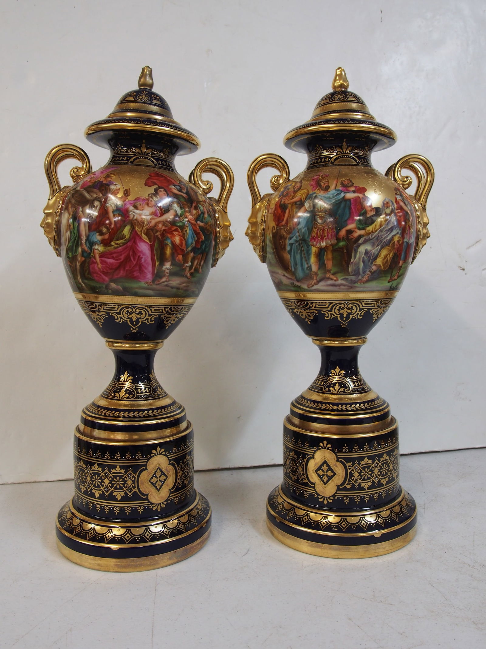 Pair of Austrian lidded porcelain urns "Hector Abschied", "Samson und Delilah" & "Zorn des Achilles" (1 of 16)
