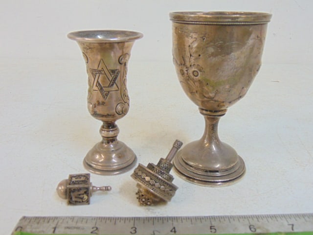 Judaica silver cups & 2 silver dreidels, cups are decorated with flowers, star, largest cup is 5.25" (1 of 6)