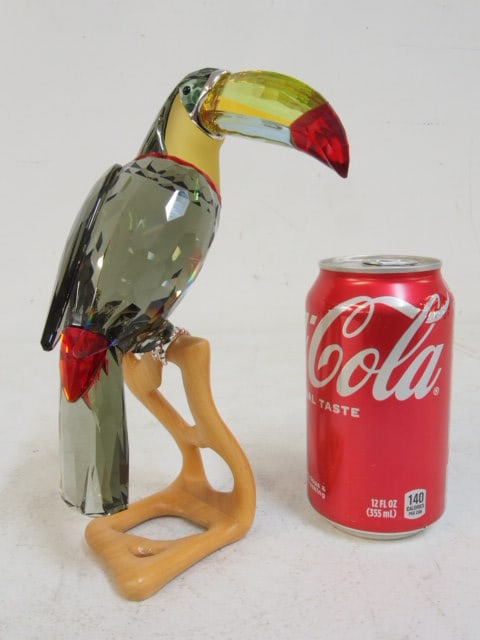 Swarovski art glass toucan, bird, mixed colored glass on wood base, good condition, height is 8" (1 of 5)