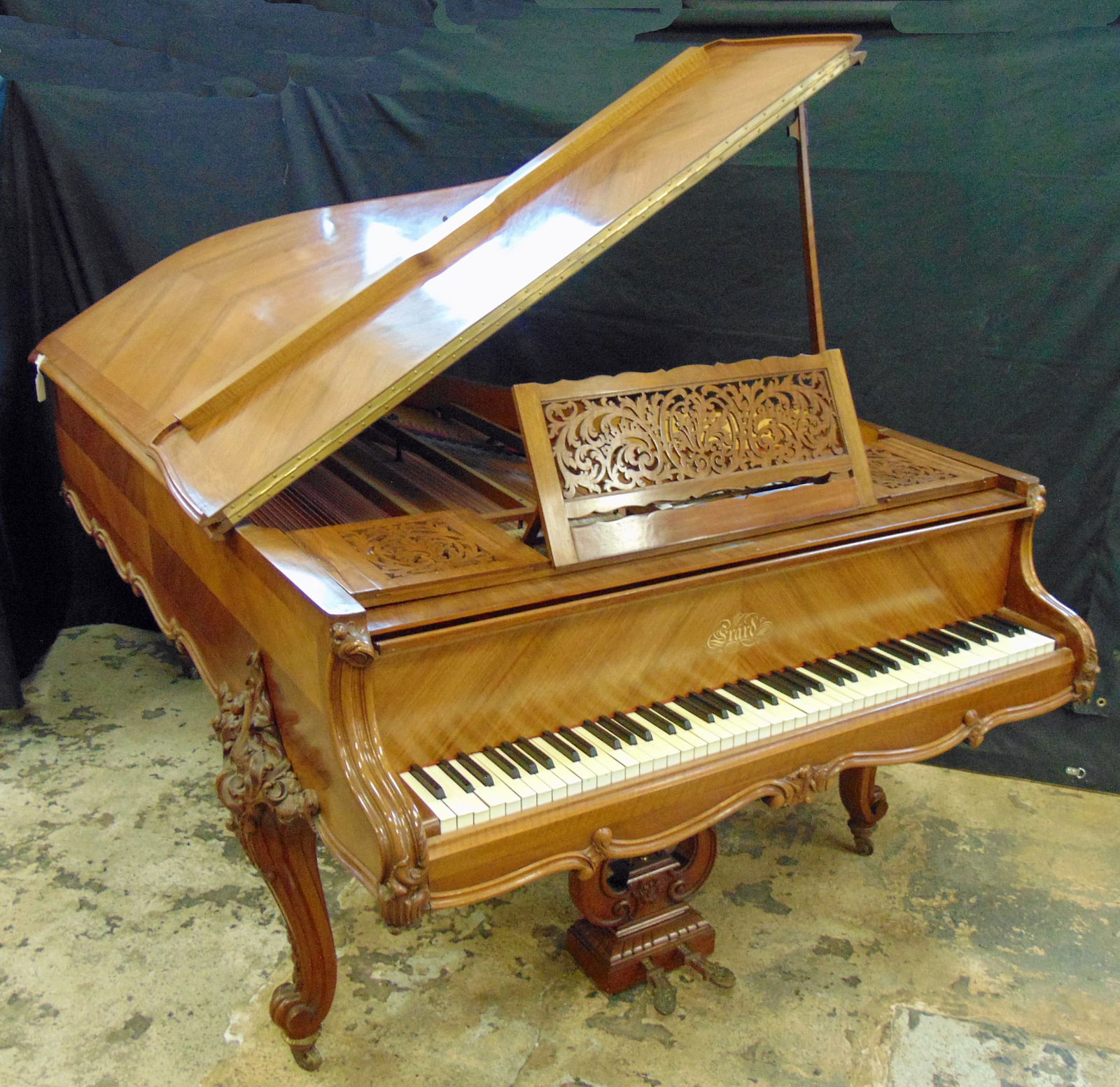 Grand piano by Erard, Paris, "Par Brevet d'Invention, Seb. & P. Erard, 18 & 21 rue de Mail, Paris", (1 of 20)