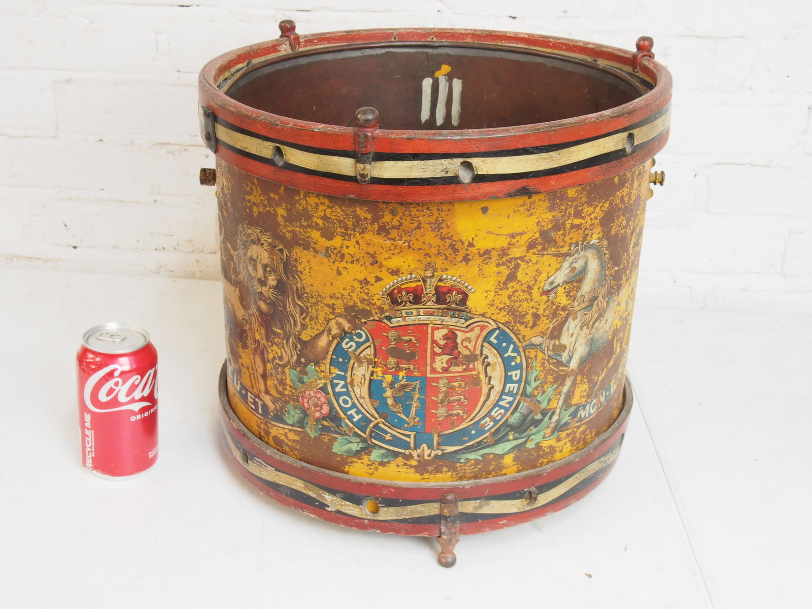 British regimental Boer War era drum, original paint, decals, copper lined, 14" in diameter, height: British regimental Boer War era drum, original paint, decals, copper lined, 14" in diameter, height is 14"