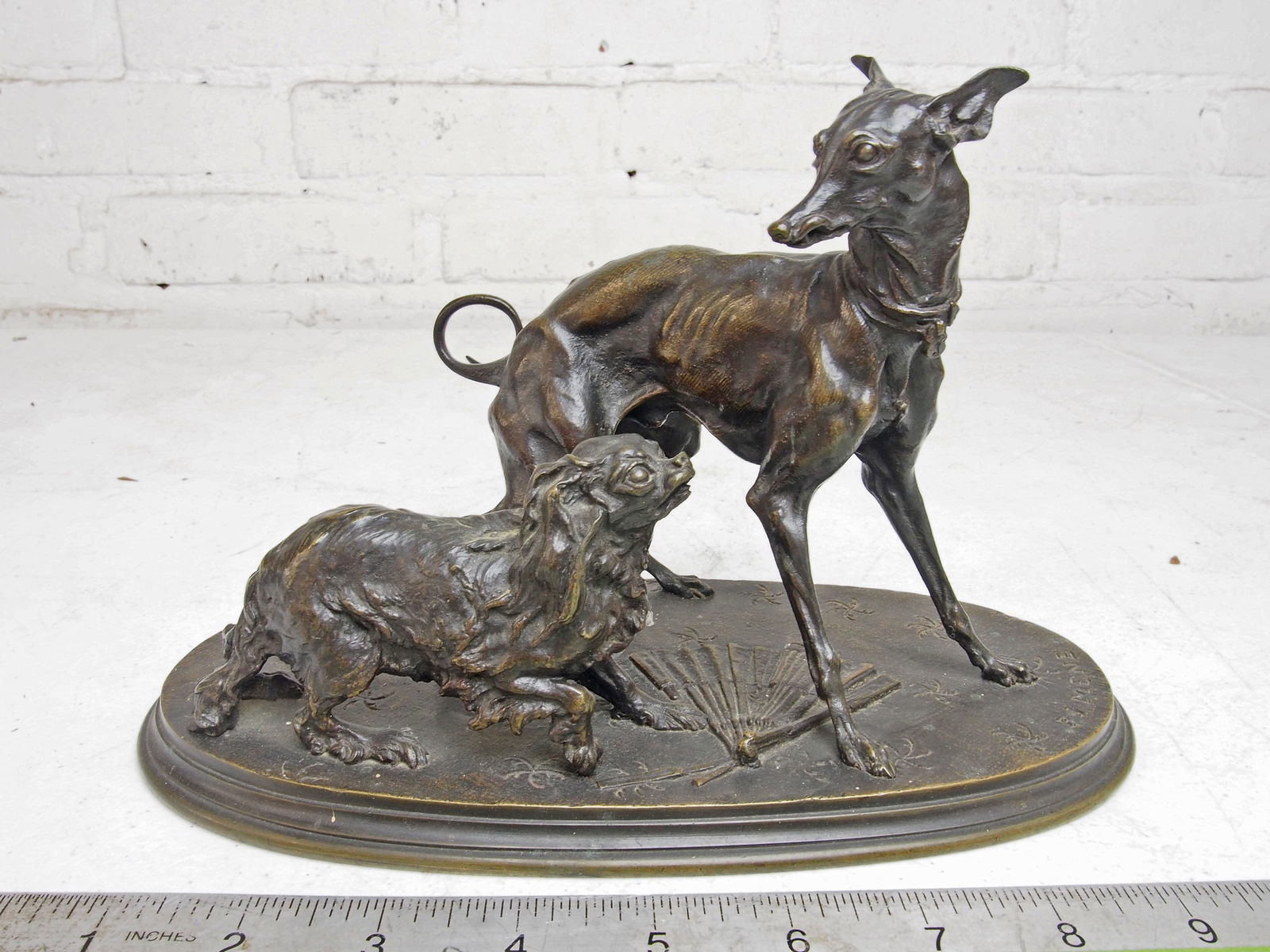 Bronze, 2 dogs, signed P.J. Mene, 10" by 5", height is 6.25": Bronze, 2 dogs, signed P.J. Mene, 10" by 5", height is 6.25"