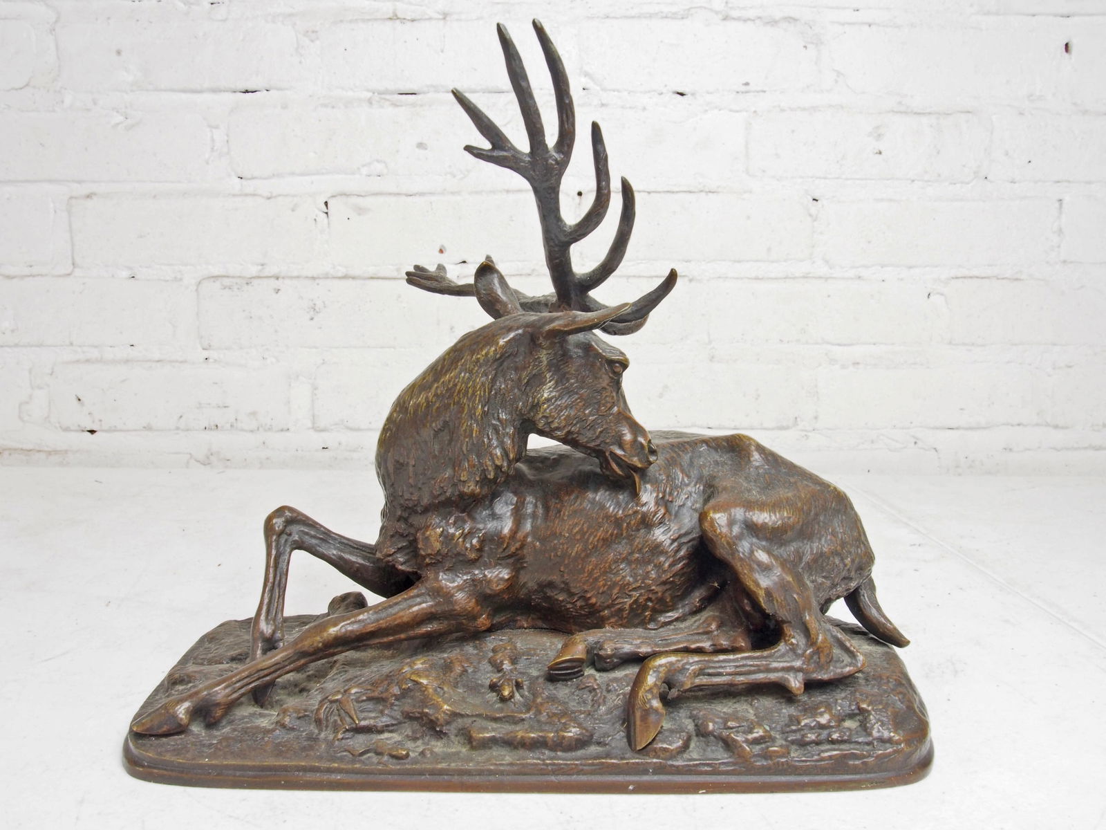 Bronze elk, Christophe Fratin, bronze is 12" by 5.25", height is 9.75": Bronze elk, Christophe Fratin, bronze is 12" by 5.25", height is 9.75"