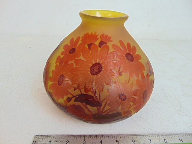 Emile Galle cameo glass vase decorated with daisies, vase is 8.25" wide, height is 6 5/8", in good (1 of 7)