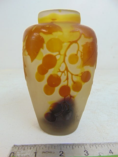 Emile Galle cameo glass vase with grape vine decoration, 5.75" tall, some light scratches, has dark (1 of 8)