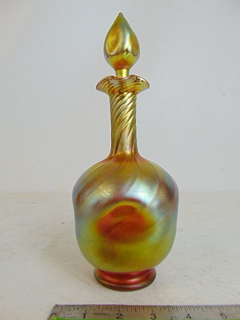 Steuben Aurene art glass bottle with stopper, height including stopper is 10.25", in good condition. (1 of 6)