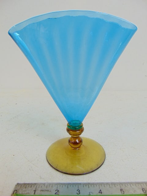 Steuben art glass vase in blue & amber, fan shaped, vase is 8.25" tall, 6.75" wide, in good: Steuben art glass vase in blue & amber, fan shaped, vase is 8.25" tall, 6.75" wide, in good condition