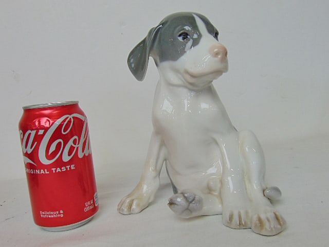 Royal Copenhagen porcelain dog, Pointer puppy figurine, 8" tall, in good condition.: Royal Copenhagen porcelain dog, Pointer puppy figurine, 8" tall, in good condition.