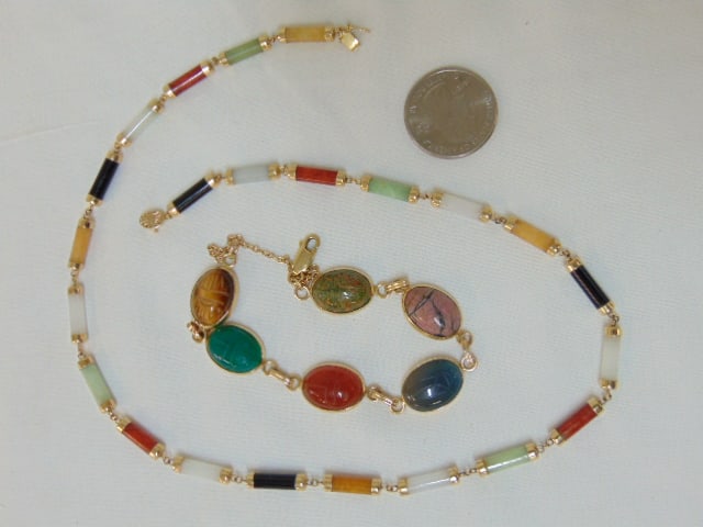 Jewelry. Vintage gold 14kt WRE scarab gemstone carved bracelet & 14kt vintage gold and jade link (1 of 5)