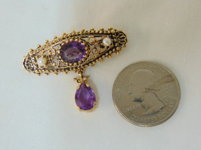 Jewelry. Gold brooch w/ amethyst & accent pearls, filigree design, hallmark 14k, 7.62 grams, pear (1 of 4)