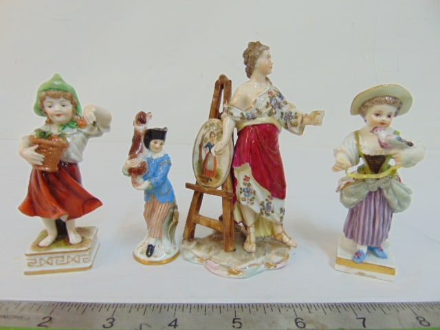 4 small porcelain figurines, Meissen porcelain figure of a girl holding a dove, 3 7/8", Meissen (1 of 13)