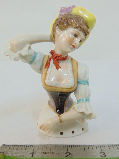 Meissen quality half doll, porcelain figure from waist up, unmarked, 4.25" tall, good condition (1 of 5)