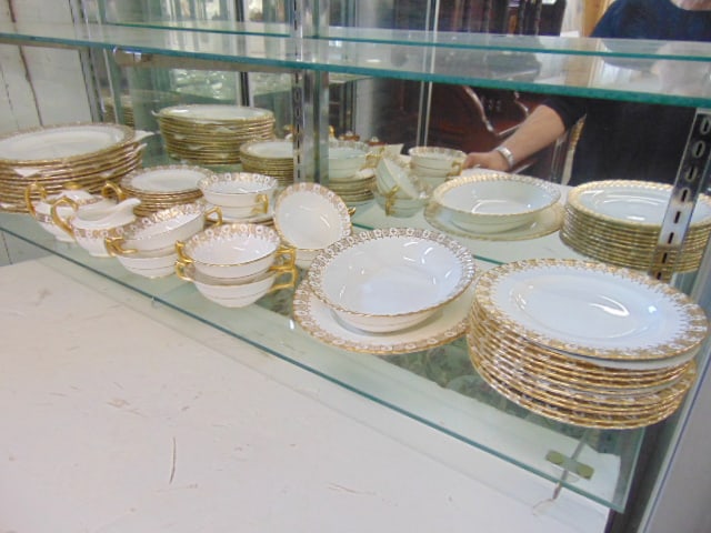 Set porcelain dinnerware by Royal Crown Derby, in white with gilt trim, 12 dinner plates, 12 cake (1 of 7)