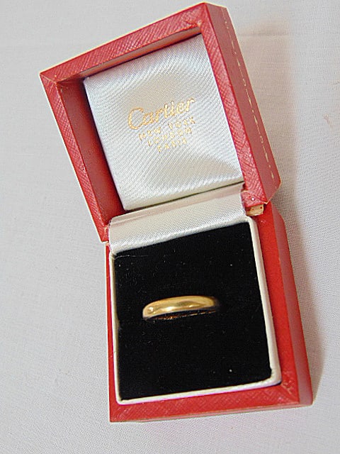 Jewelry. Vintage CARTIER 18kt gold wedding band, 3.25 grams in original CARTIER box, size 4, (1 of 4)