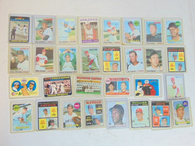 Lot 30 vintage baseball cards, all cased, see images for detail (1 of 6)